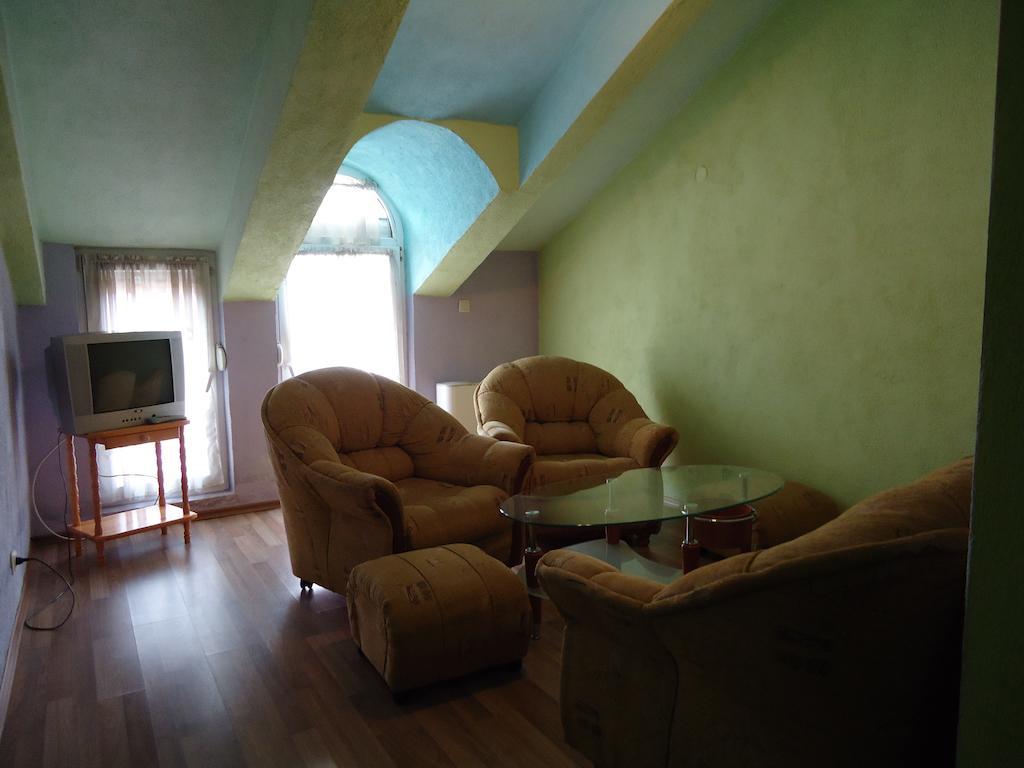 Dionis Hotel Petrič Pokoj fotografie